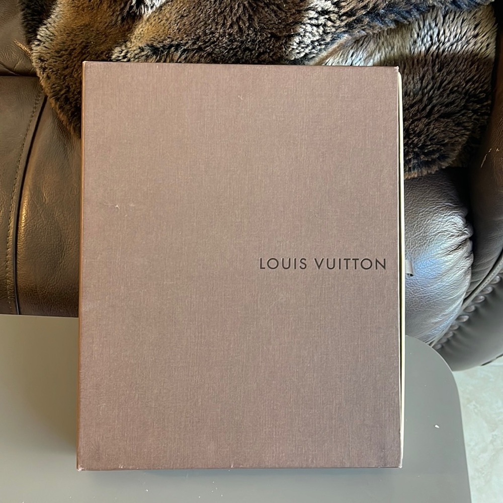 Box Lv - image 2